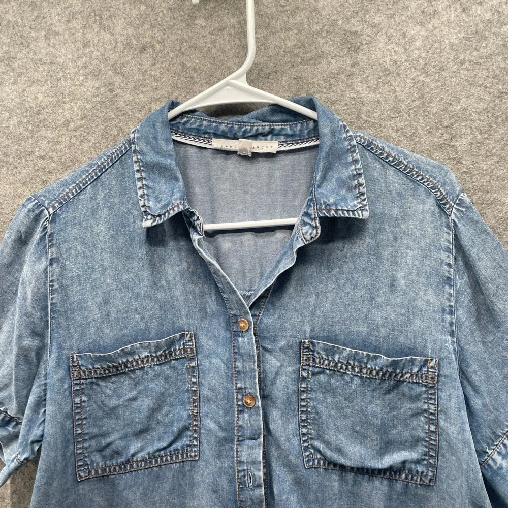 Jane+Delancey Button Down Shirt Womens M Blue Vintage Wash Lyocell Short Sleeve - Picture 3 of 9